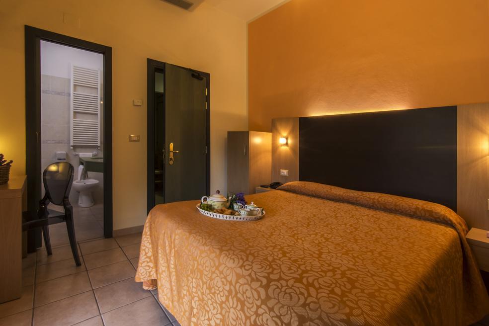 Hotel Dei Tigli Lido di Camaiore Buitenkant foto